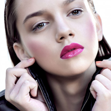 Rouge à Lèvres jaune Fluo