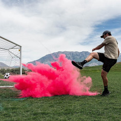 Ballon de foot pour gender reveal 2