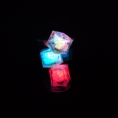 Cube Lumineux Multicolore