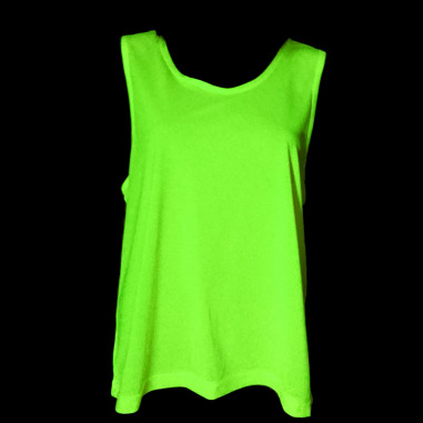 Tenues et Accessoires de sport Fluo : chasuble, ruban, ballons